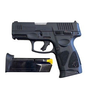 Taurus G3C 9mm (2) 12rd mags