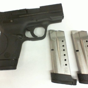Smith & Wesson M&P 9 Shield