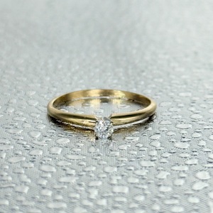 14kt Y/G .15ct Natural Diamond Engagement Ring, Size 9